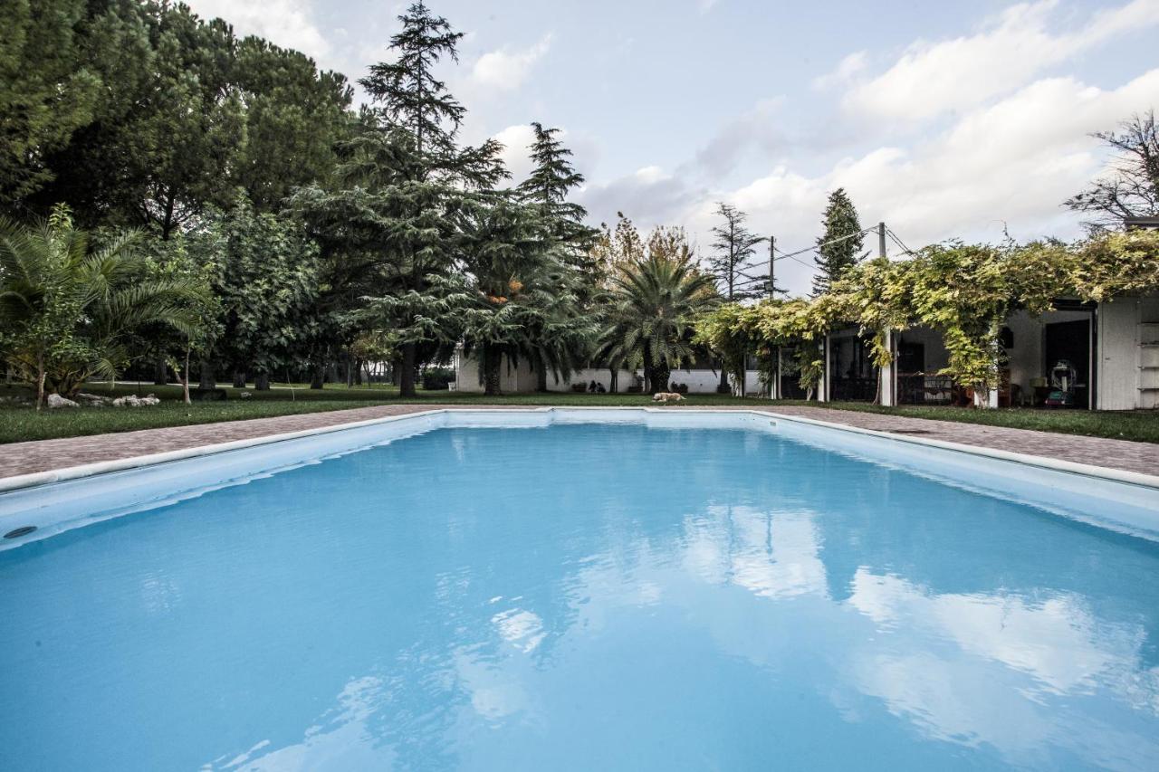 Готель Masseria Nel Sole Лучера Екстер'єр фото